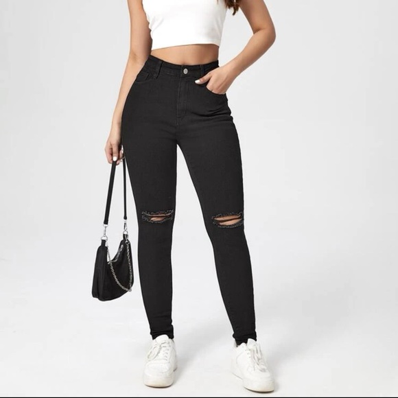 Skinny ripped jeans size medium size 6 US - Picture 1 of 5